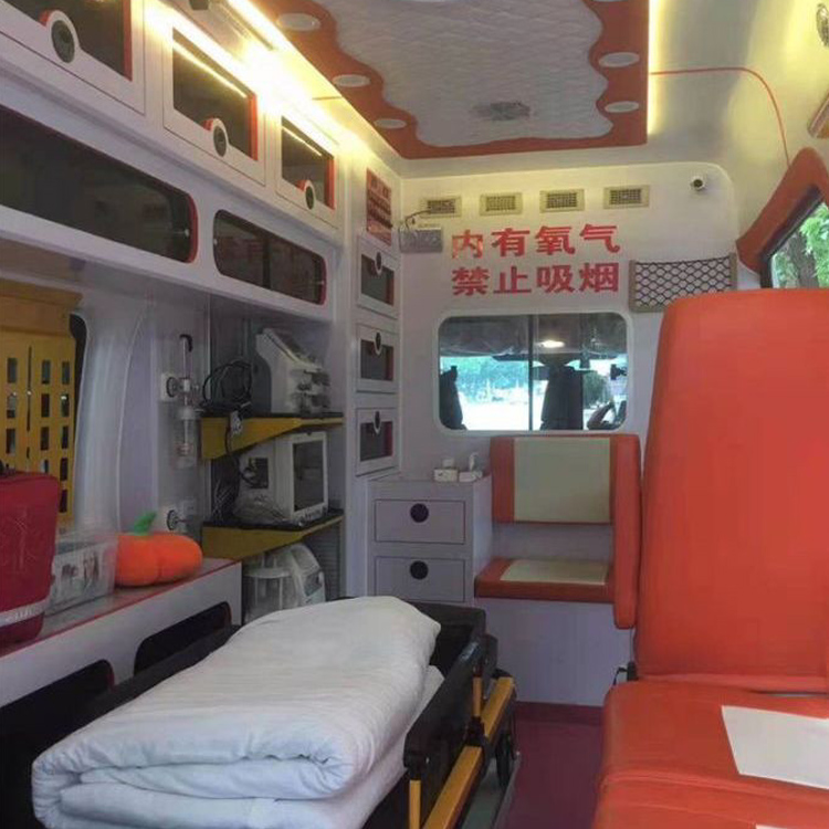 西宁癌症租赁救护车转运：为生命护航的科技与人文关怀